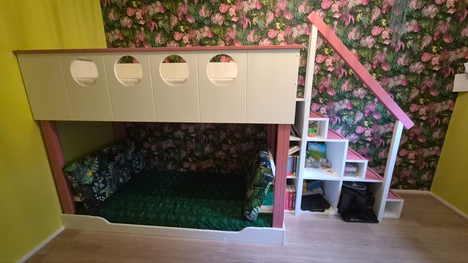Hoogslaper met chillplek en verlichting, Huis en Inrichting, Ophalen, Gebruikt, Eenpersoons, Minder dan 160 cm