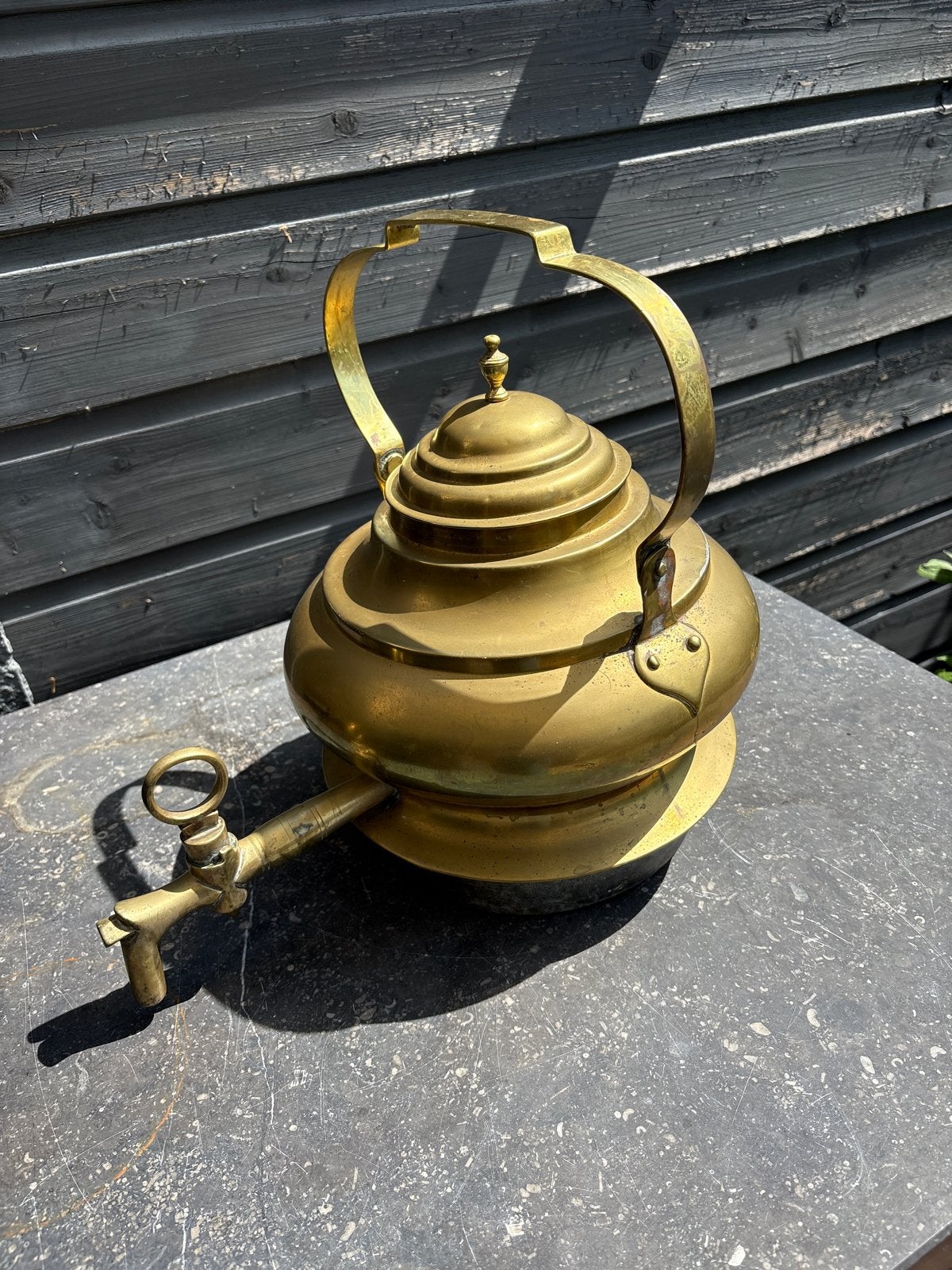 Antieke koperen waterketel met kraan, Antiek en Kunst, Antiek | Koper en Brons, Ophalen of Verzenden, Koper