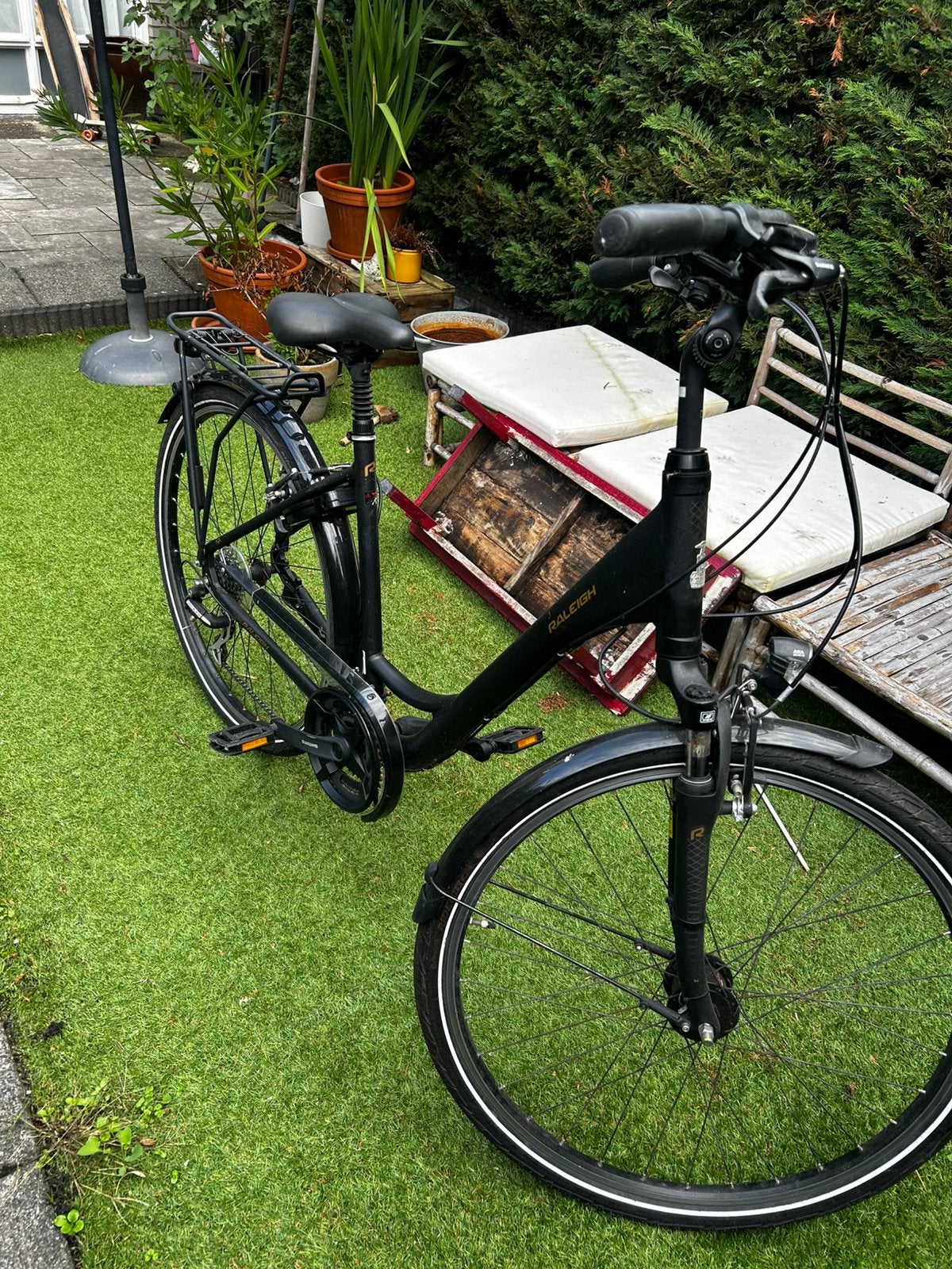 Raleigh damesfiets 50 inch (moet snel weg), Ophalen of Verzenden, Zo goed als nieuw