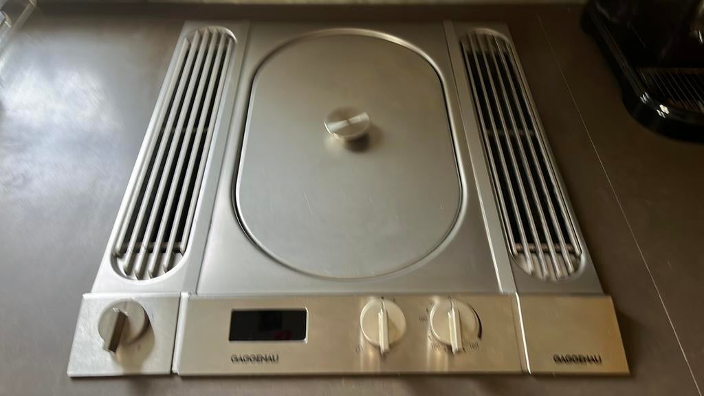 Gaggenau Inbouw Friteuse met Afzuiging - Elektrisch, 3 tot 4 liter, Ophalen, Gebruikt