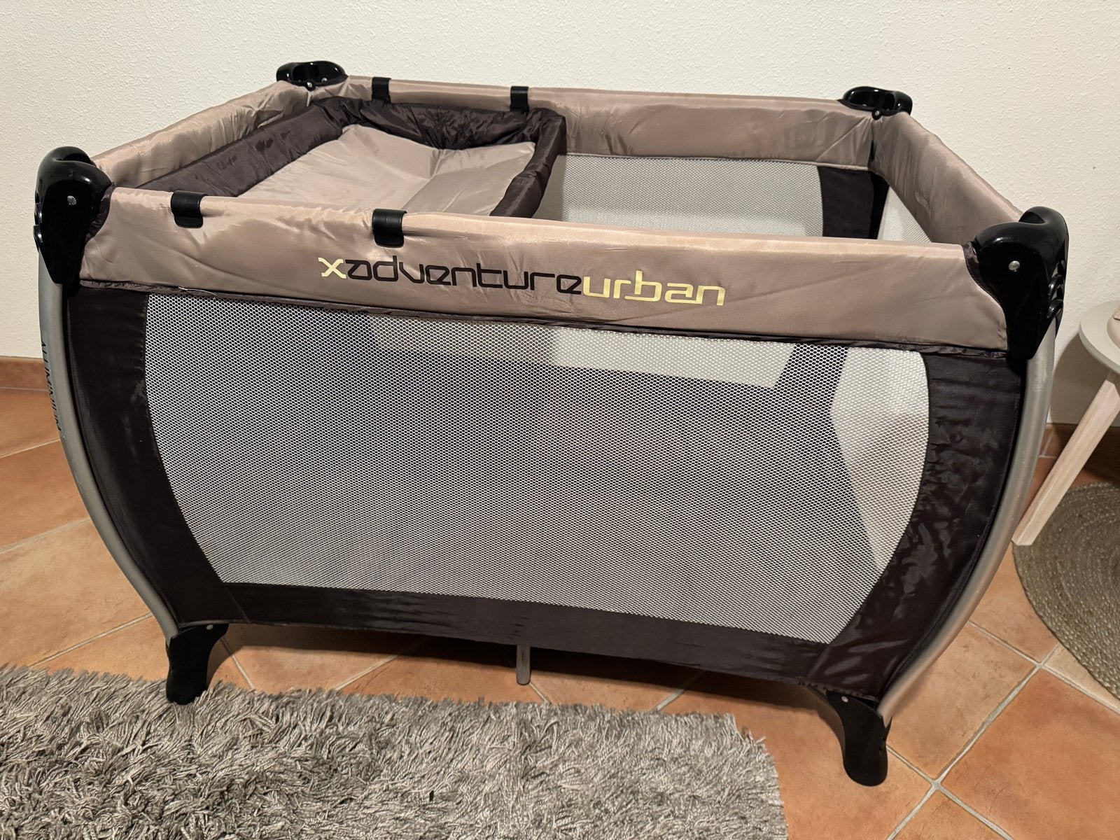 X-Adventure Urban campingbedje/box, Ophalen, Zo goed als nieuw, Rechthoekig, In hoogte verstelbaar