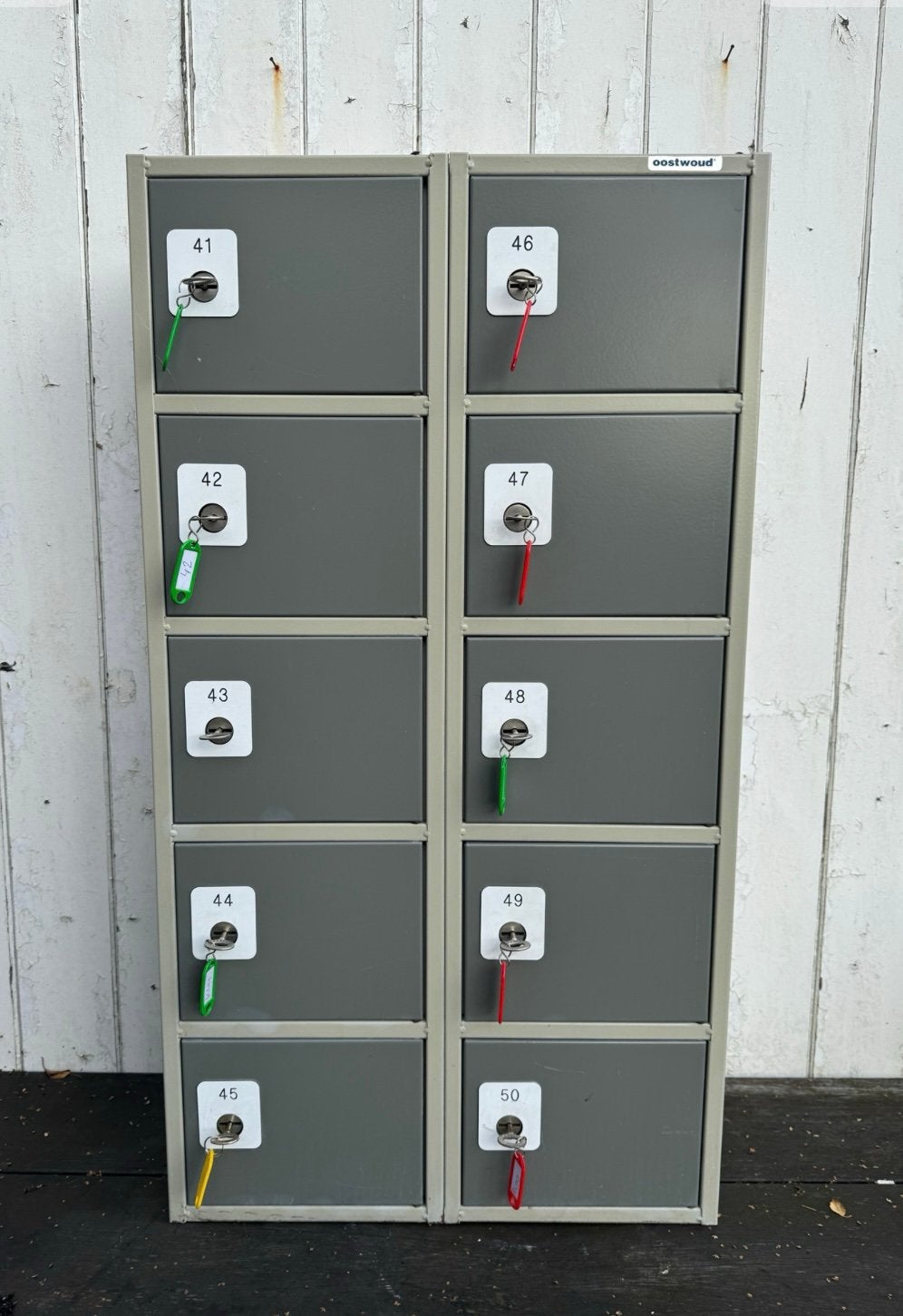 Stalen Telefoonlockers vakkenkast, Ophalen