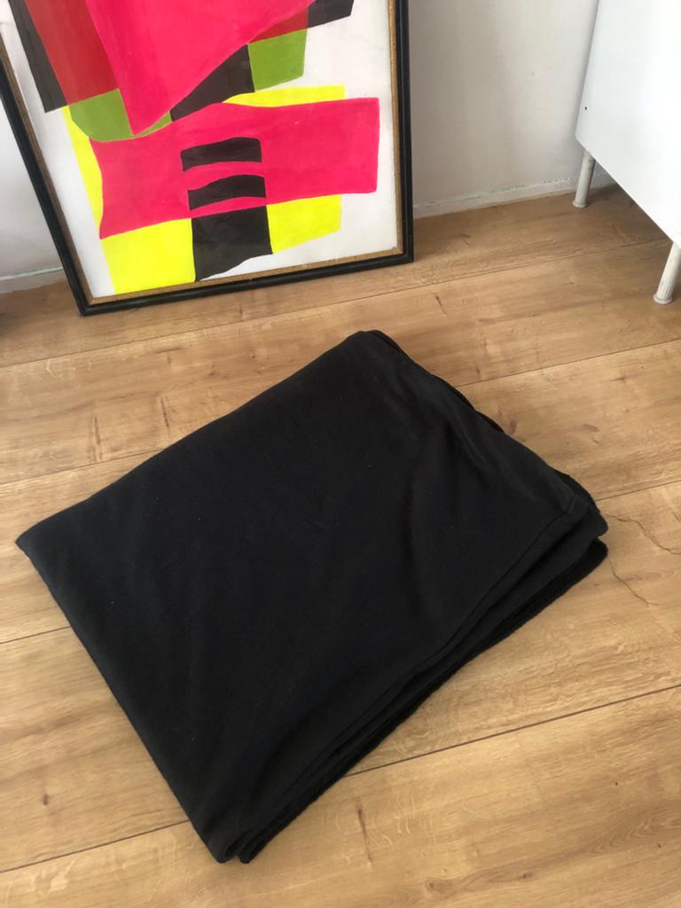 Groot XXL fleece deken, 2.50 x 3.50m, gitzwart, nieuw, Huis en Inrichting, Woonaccessoires | Plaids en Woondekens, Ophalen of Verzenden