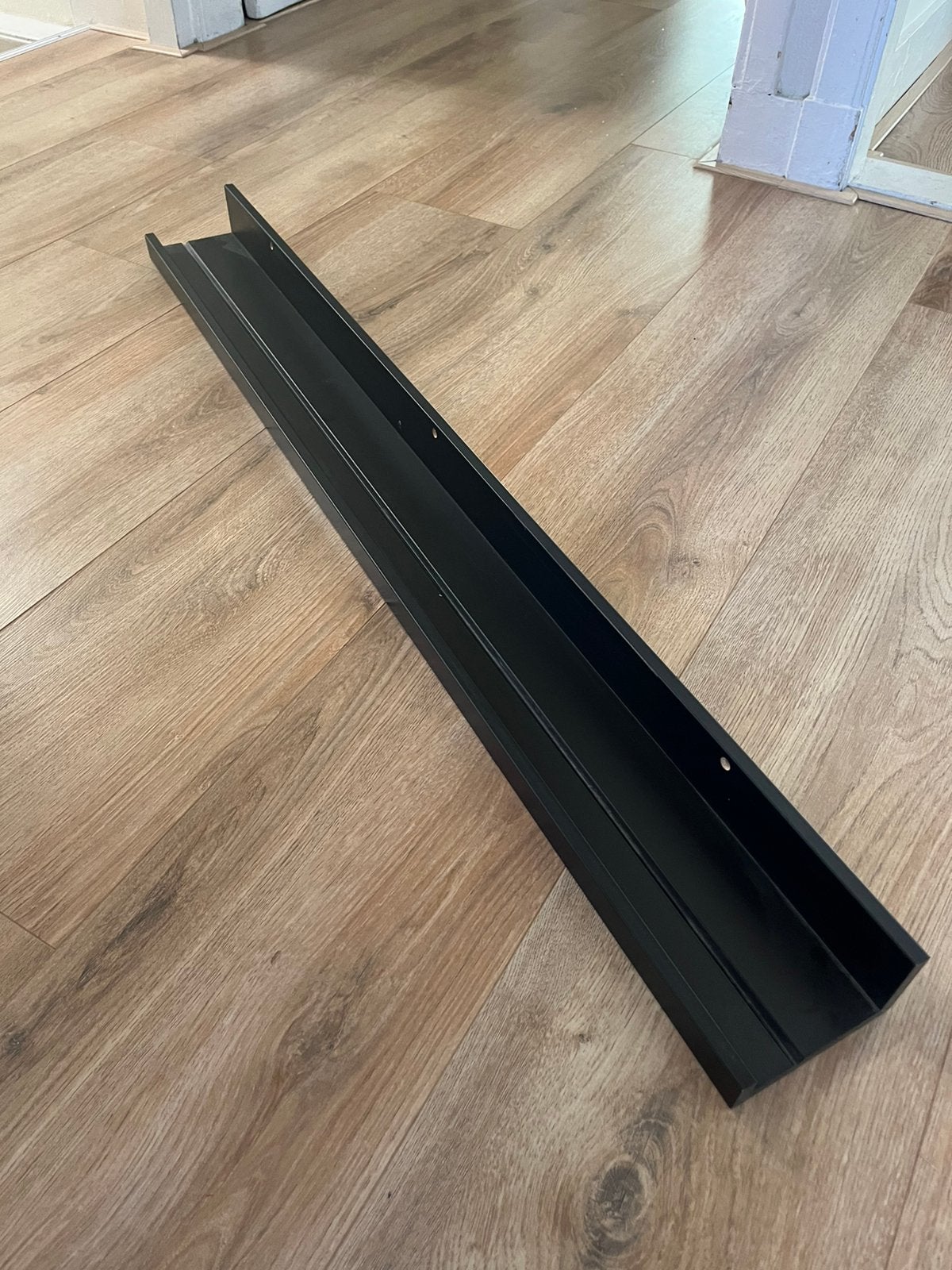 IKEA mosslanda schilderij plank zwart, Huis en Inrichting, Woonaccessoires | Wandplanken en Boekenplanken, Ophalen, Zo goed als nieuw
