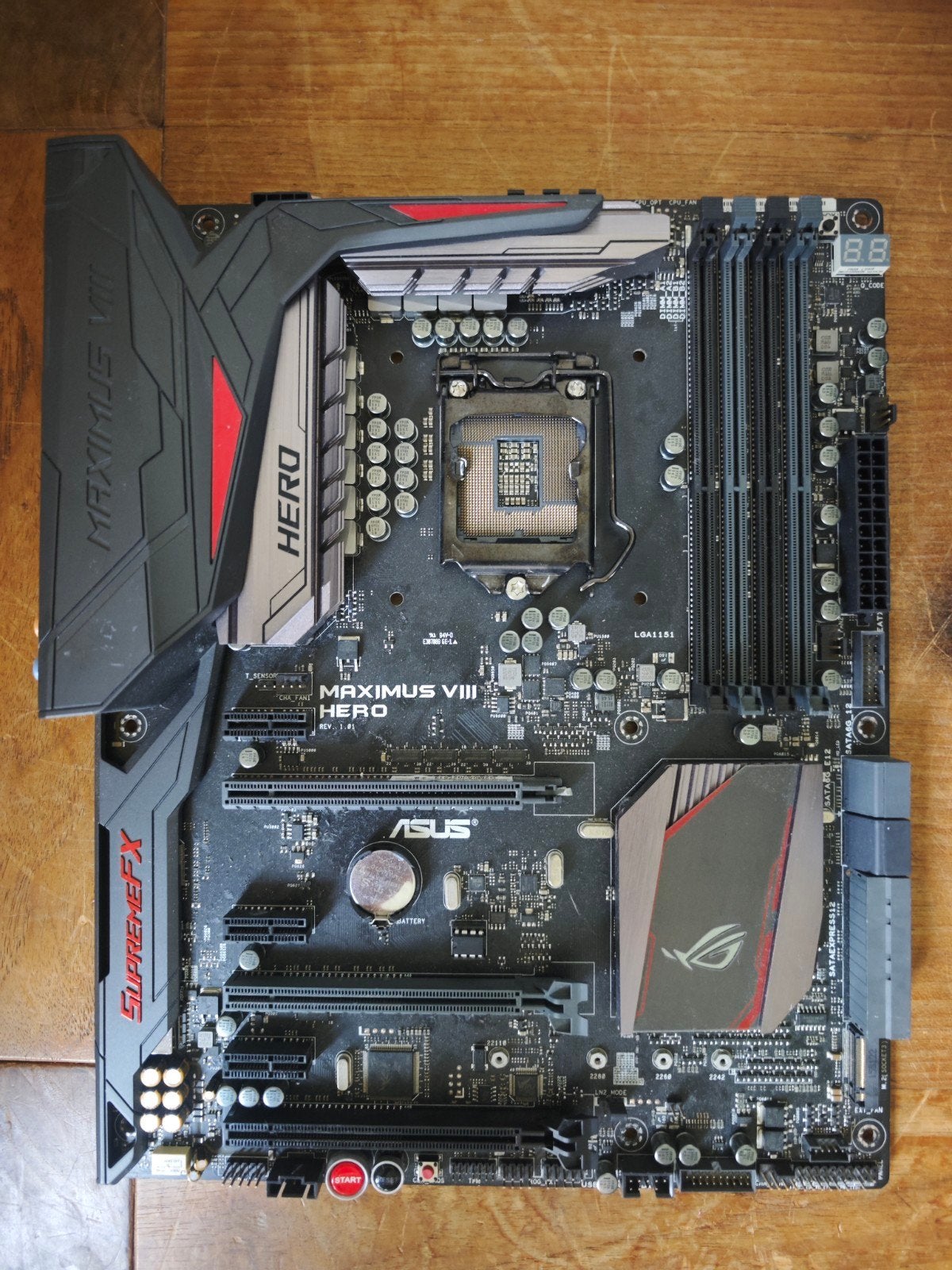 ASUS Maximus VIII Hero Moederbord - Defect (Fout 4F), LGA1151, DDR4, Onbekend, Ophalen of Verzenden