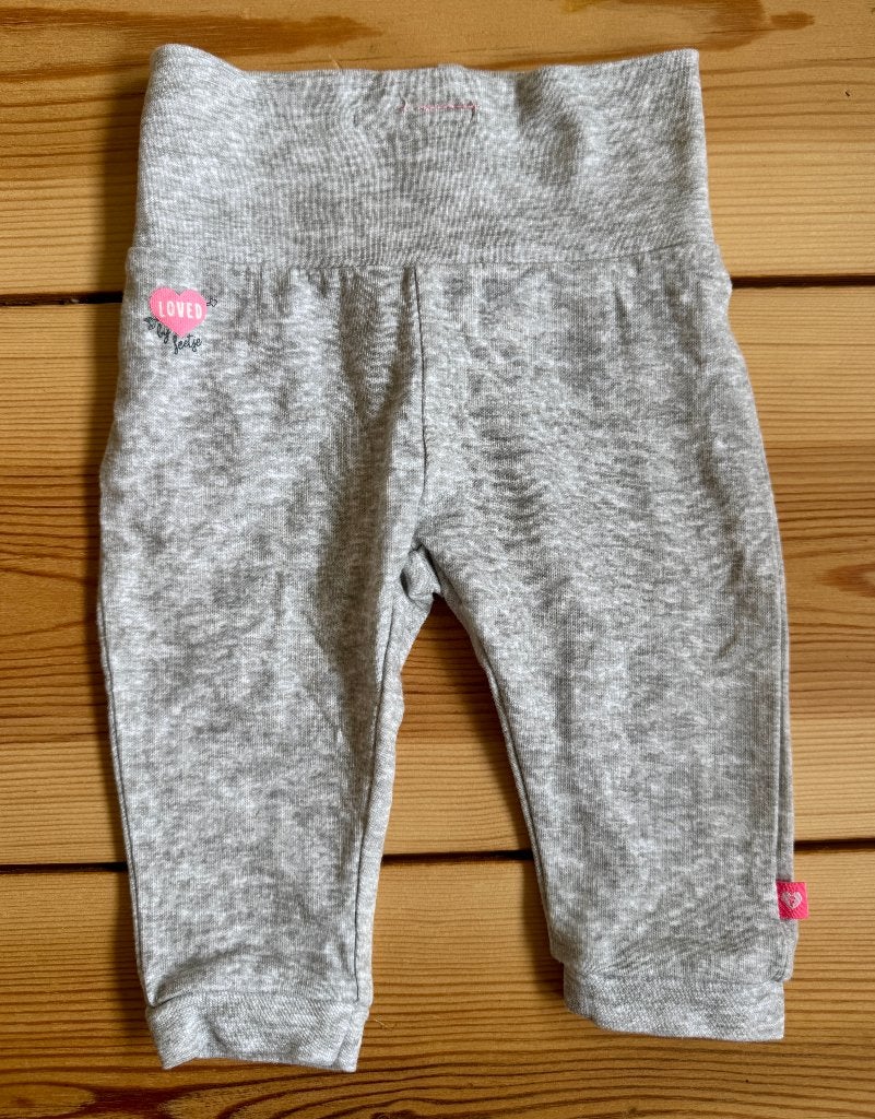 Baby broekje / legging Feetje - Grijs - maat 62, Kinderen en Baby's, Babykleding | Maat 62, Ophalen of Verzenden, Zo goed als nieuw