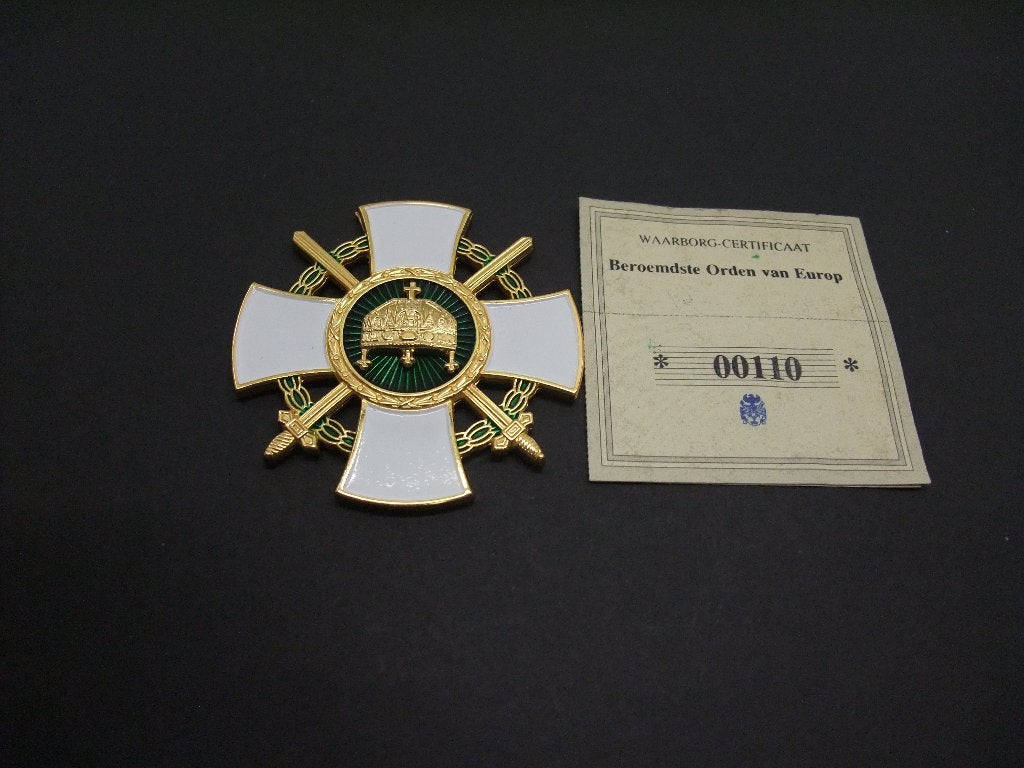 Orde van de Heilige Kroon ( Stefanskroon) Hongarije, Ophalen of Verzenden, Overige materialen