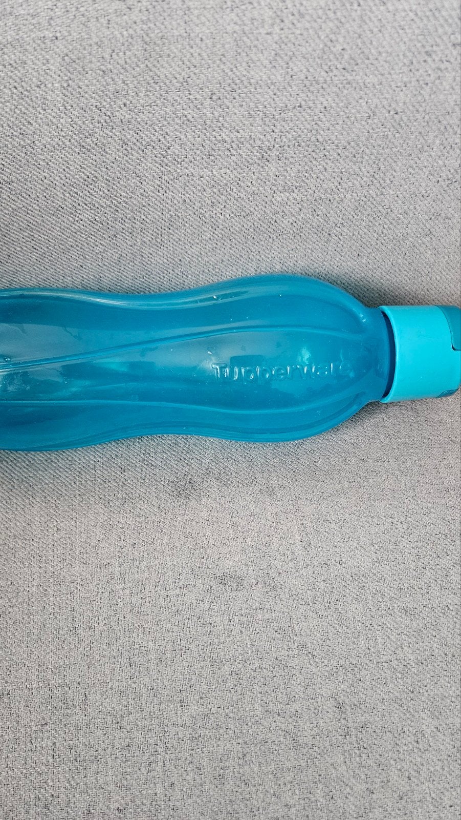 Tupperware Eco Fles 750 ml - Blauw, Gebruikt, Blauw, Ophalen of Verzenden, Drinkfles