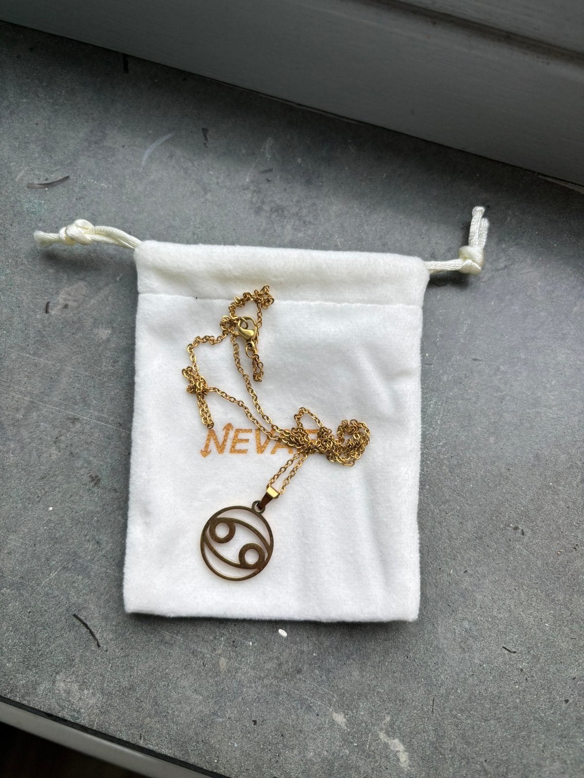 Nieuwe ketting Nevaeh met Kreeft hanger sterrenbeeld, Overige materialen, Verstelbaar, Nieuw, Ophalen of Verzenden
