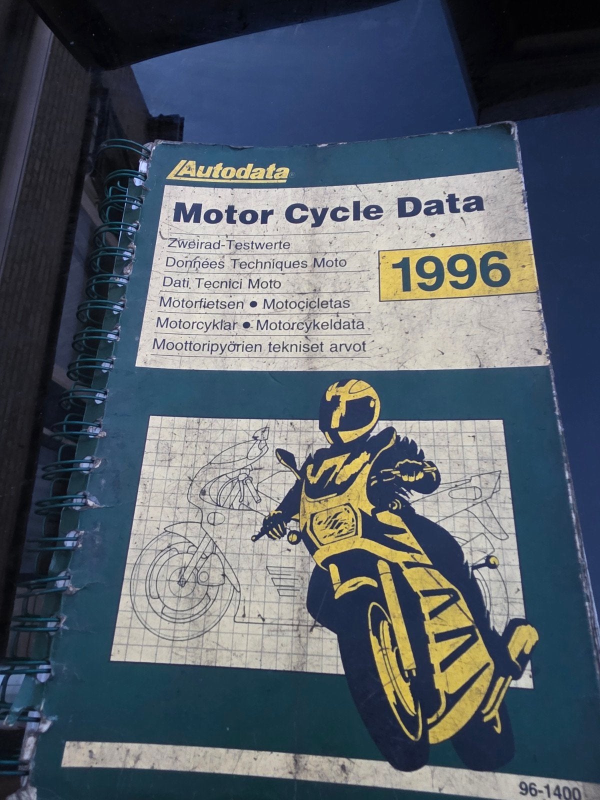 Autodata Motor Cycle Data 1996 - Technische Gegevens, Ophalen
