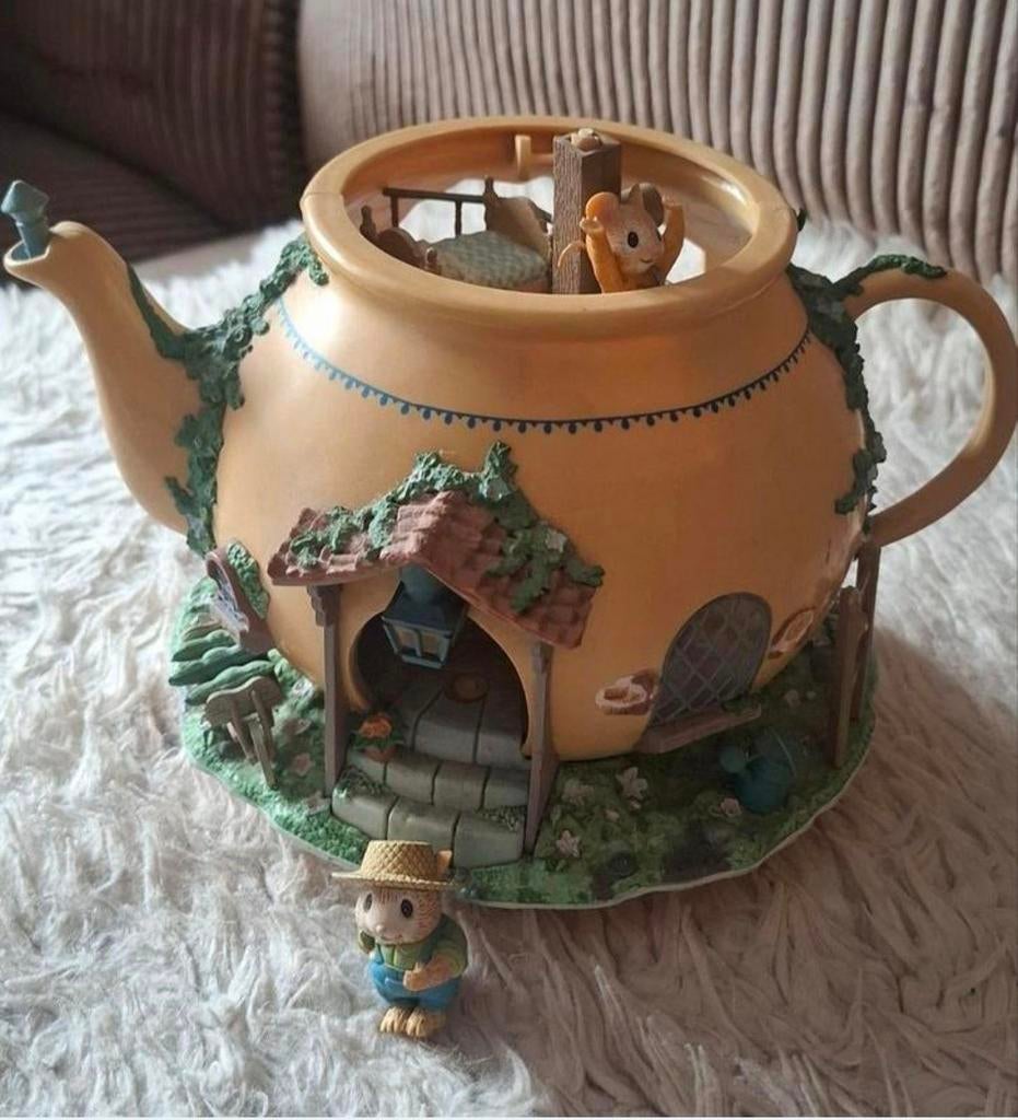 Muziekdoos Theepot Huisje met Muisjes, Ophalen of Verzenden, Gebruikt