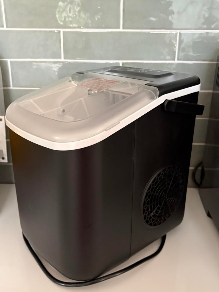 Zo goed als nieuwe ijsblokjesmachine, Witgoed en Apparatuur, IJsmachines, Ophalen of Verzenden, Zo goed als nieuw