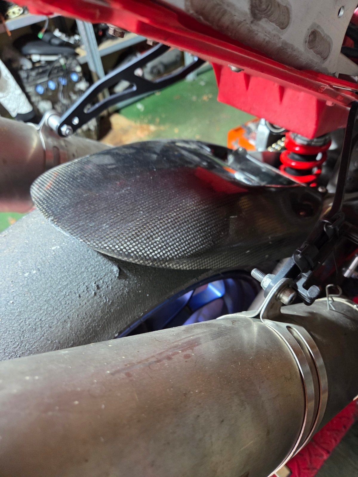 Aprilia rsv1000 carbon achterspatbord, Ophalen of Verzenden, Gebruikt