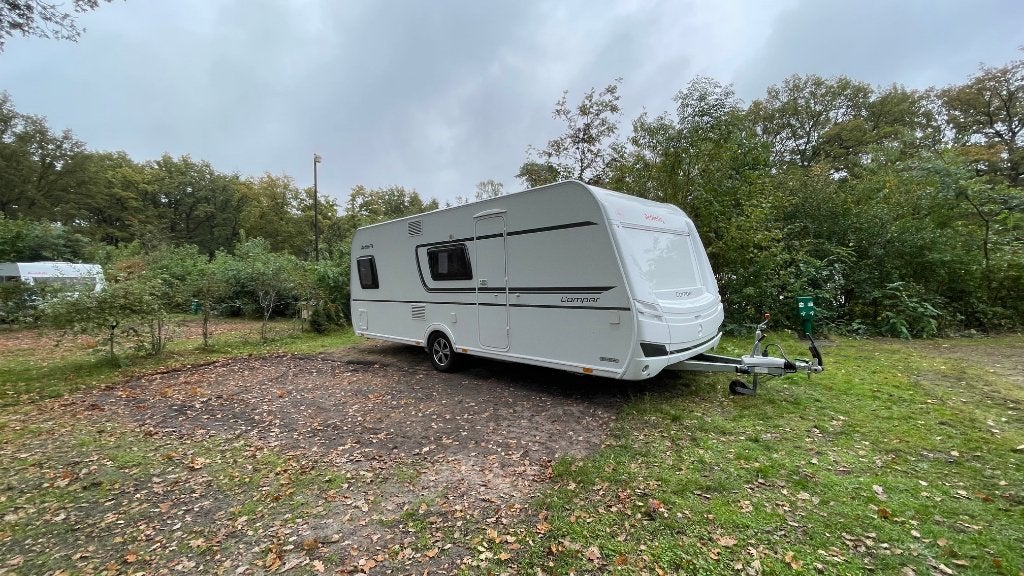 DETHLEFFS CAMPER 540 QMK 2022, ALDE, VLOERVERWARMING, AIRCO, Caravans en Kamperen, Caravans, Rondzit, Dwarsbed, Particulier, Tot en met 6