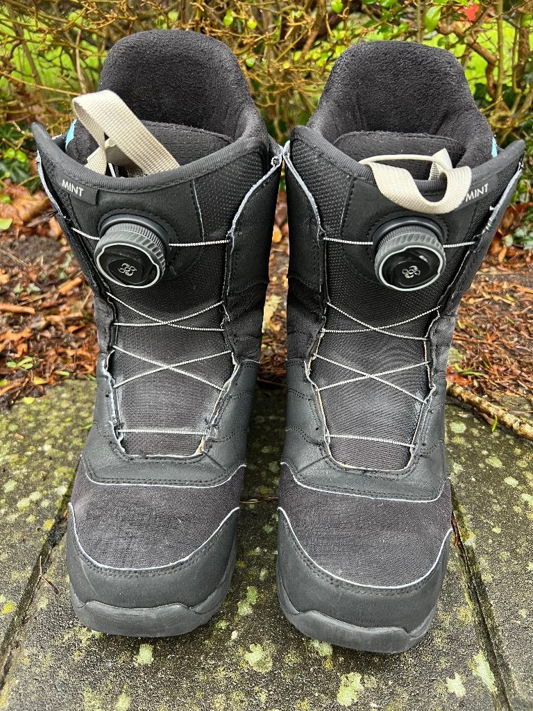Burton Mint Boa dames maat 42 (valt als 40,5 / 41), Ophalen of Verzenden, Schoenen