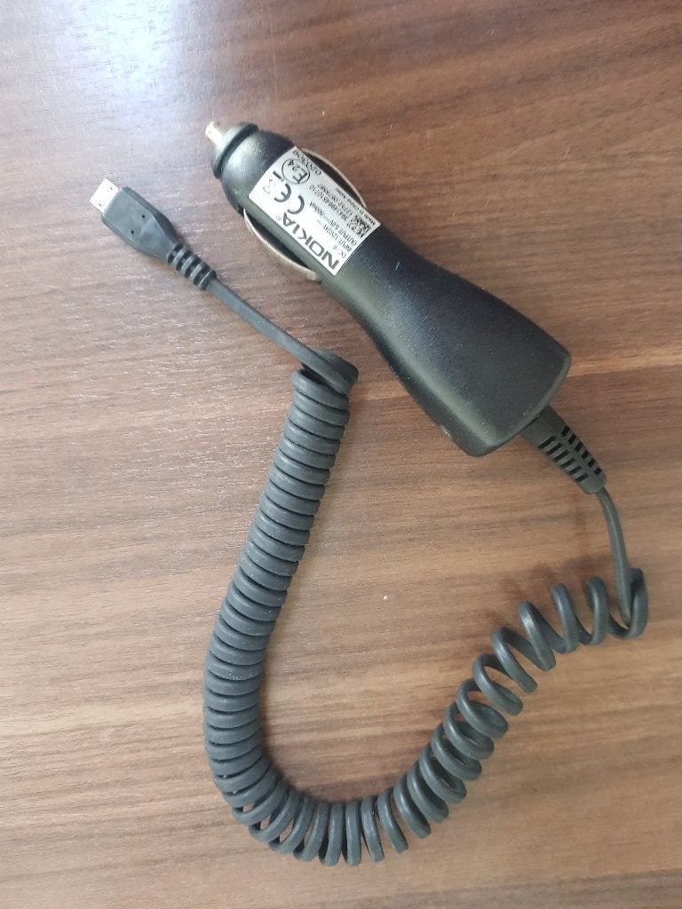 NOKIA DC-6 autolader, Ophalen of Verzenden, Zo goed als nieuw