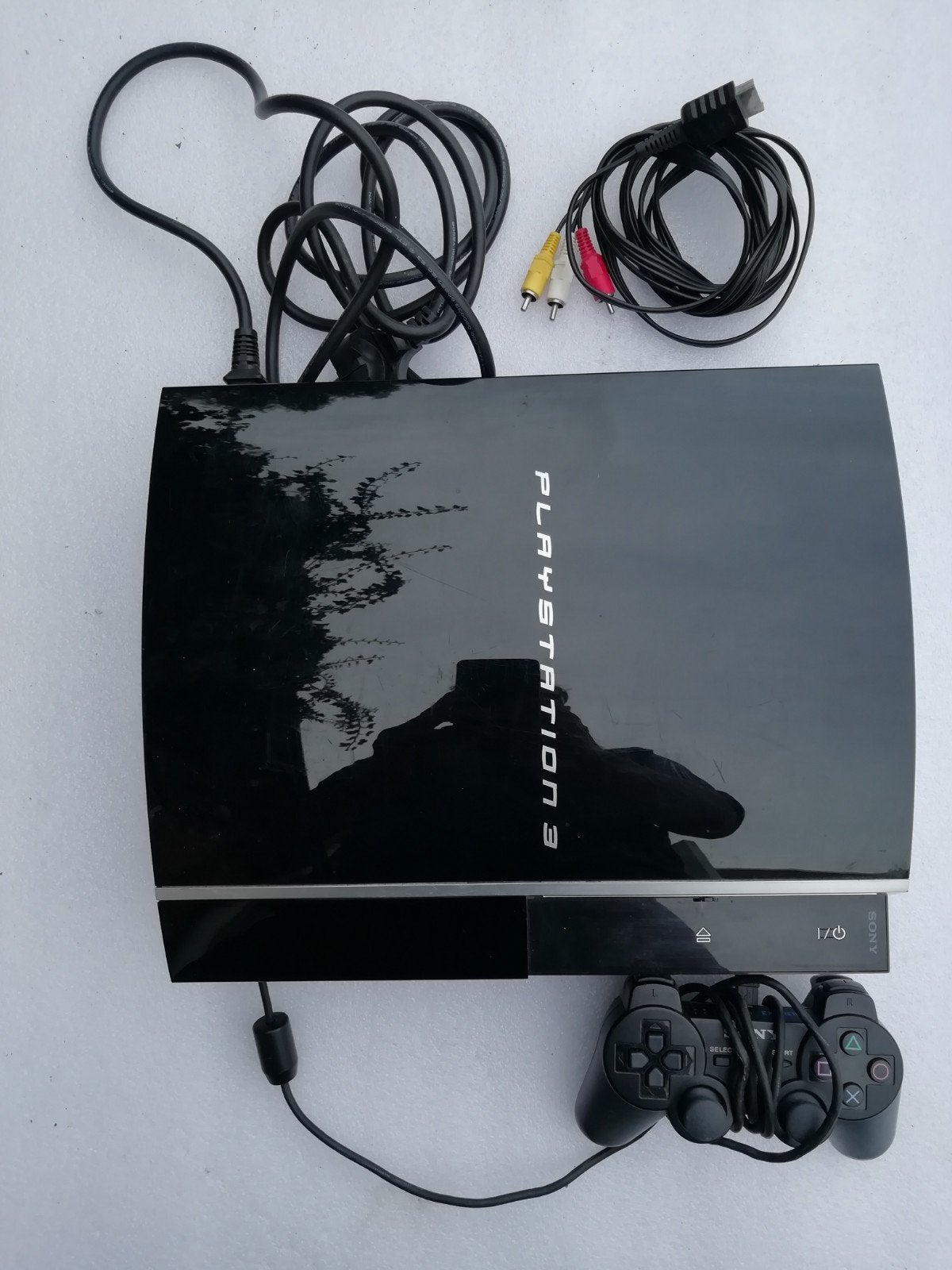 PlayStation 3 Phat met 2 controllers en kabels, Gebruikt, Phat, Met 2 controllers, Ophalen of Verzenden