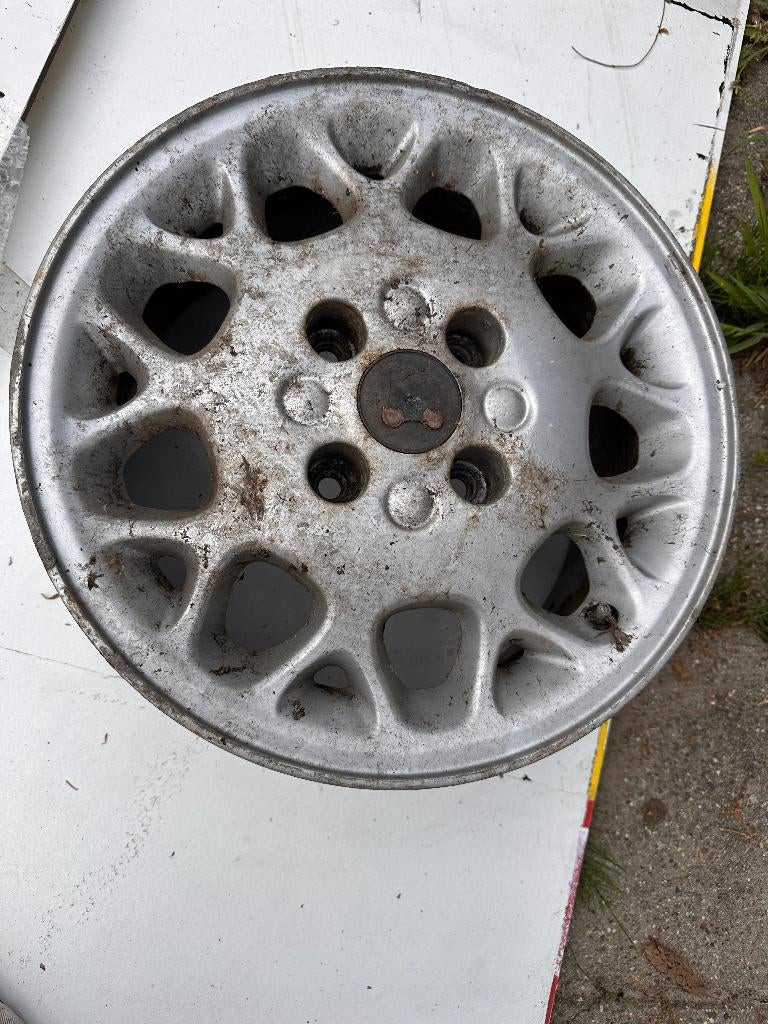 Volvo velg, Ophalen