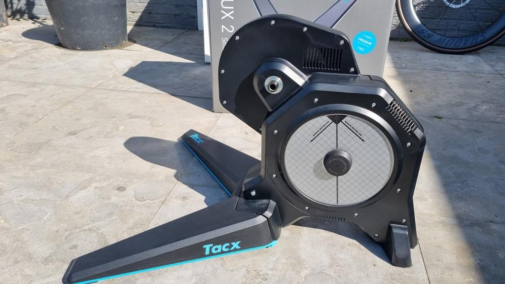 Tacx Flux 2 Smart fietstrainer, Sport en Fitness, Wielrennen, Ophalen of Verzenden, Zo goed als nieuw, Overige typen
