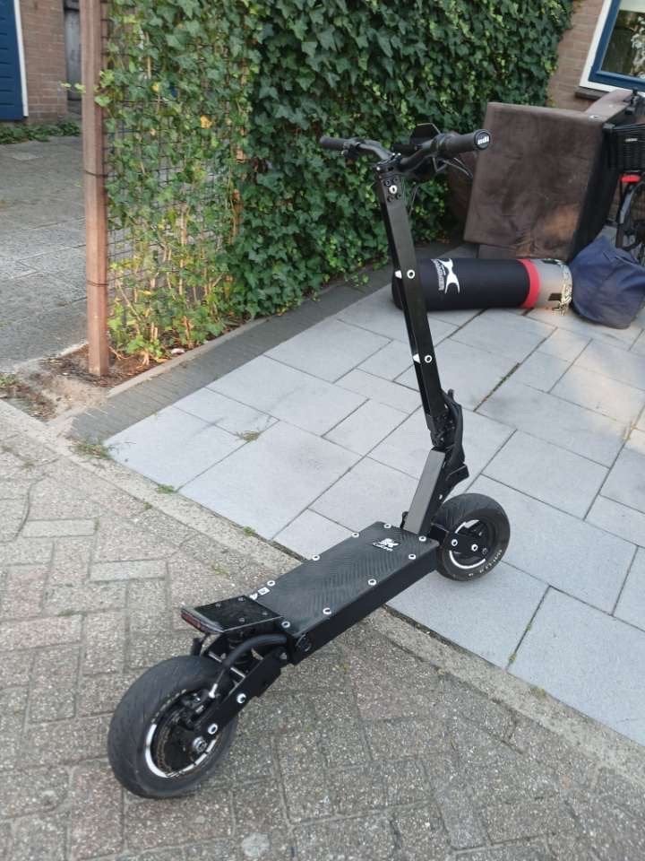 Kukirin G4 custom, Fietsen en Brommers, Ophalen of Verzenden, Gebruikt, Elektrische step (E-scooter)
