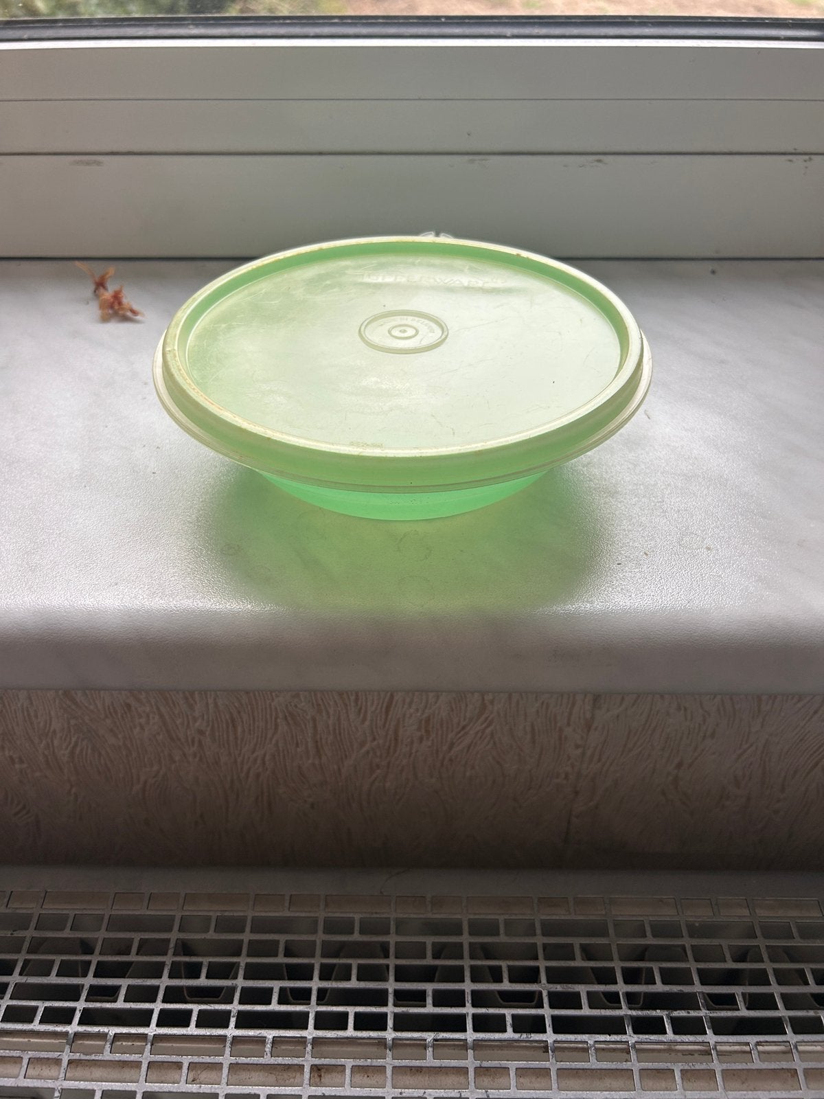 Tupperware ronde bewaardoos met deksel, Huis en Inrichting, Keuken | Tupperware, Ophalen of Verzenden, Gebruikt, Bak of Kom
