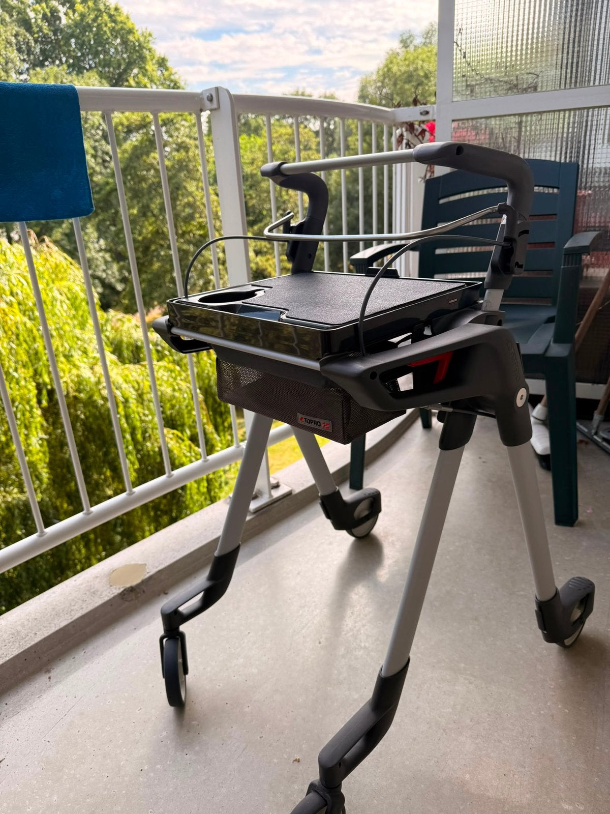 Luxe Topro Hestia Binnenrollator, Ophalen, Opvouwbaar, Zo goed als nieuw