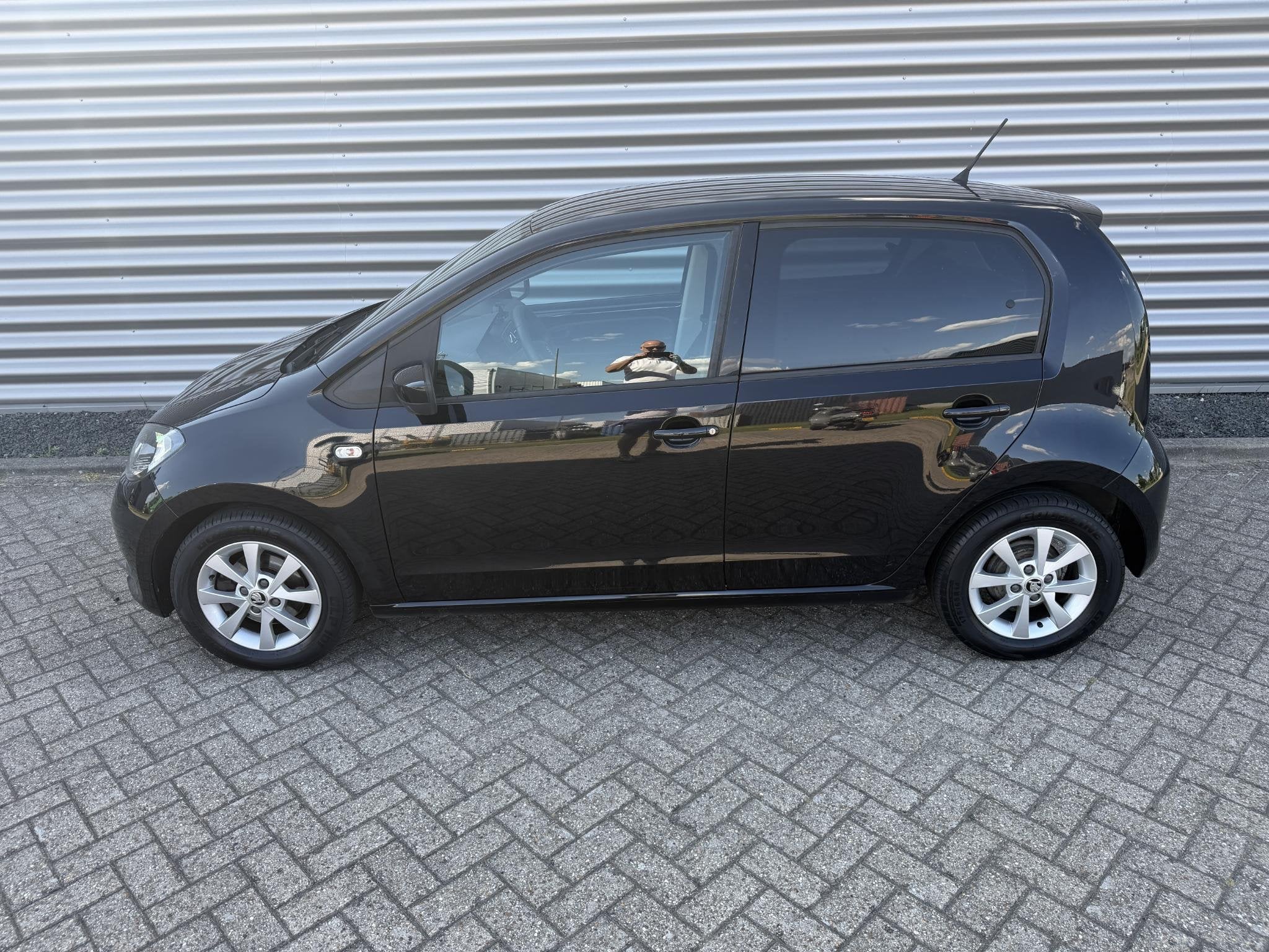Skoda Citigo 1.0 Greentech Ambition Cruise Control Airco, Auto's, Voorwielaandrijving, Stof, Gebruikt, Zwart