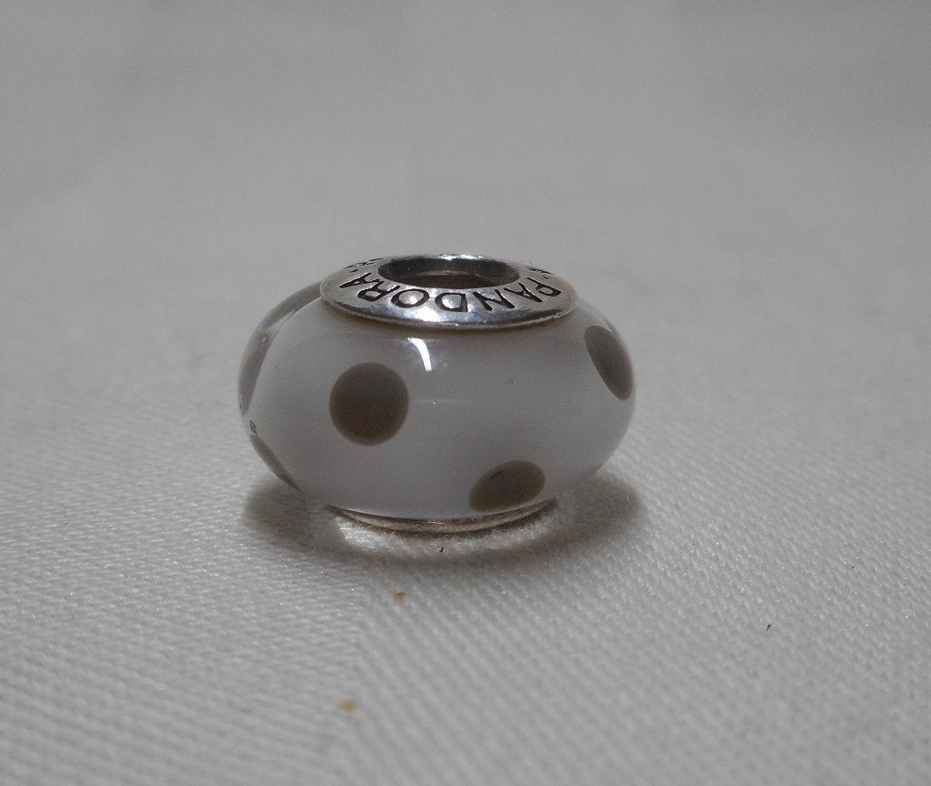 Pandora bedel murano wit en stippen nr.077, Sieraden, Tassen en Uiterlijk, Bedels, Pandora, Zo goed als nieuw, 1 bedel, Glas of Kristal