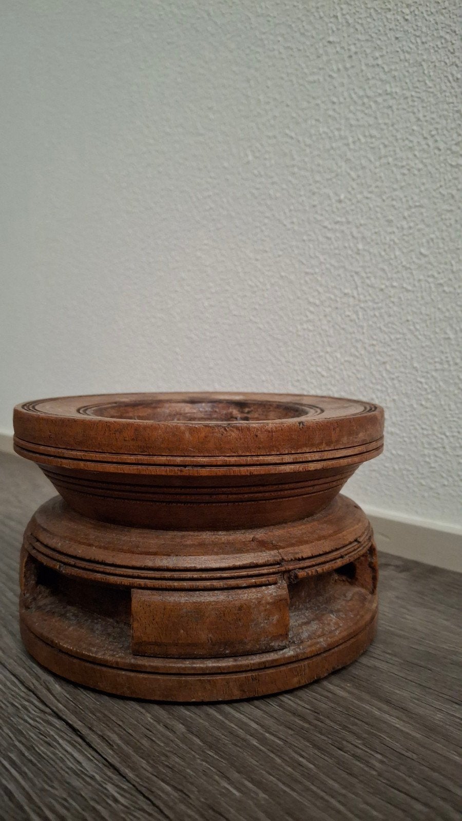 Sobere kandelaar graanverdeler / poer hout, Ophalen of Verzenden