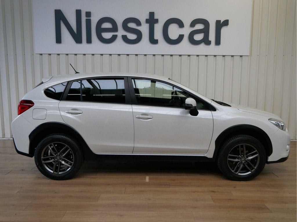 Subaru XV 1.6i Luxury AWD (bj 2014, automaat), Auto's, Subaru, Euro 5, Stof, Gebruikt, Zwart