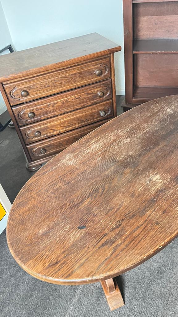 Commode, tafel en kast - Vintage houten meubels, Ophalen