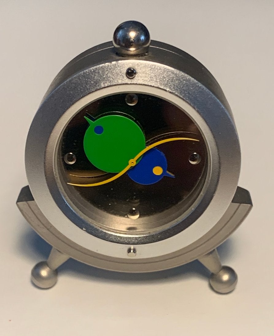 RARE Vintage 2CAN Mini Clock boy - Silver - tested Works!, Antiek en Kunst, Zilver, Gemerkt, Ophalen of Verzenden, 5 cm