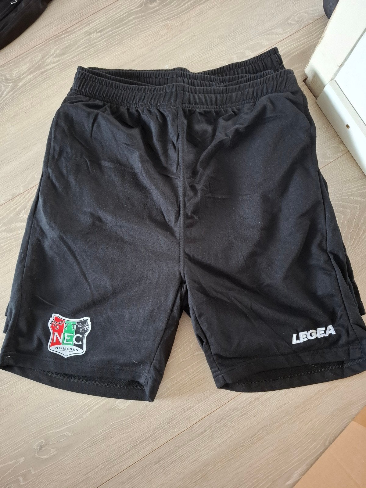 korte broek NEC legea, Maat M, Ophalen, Nieuw, Broek
