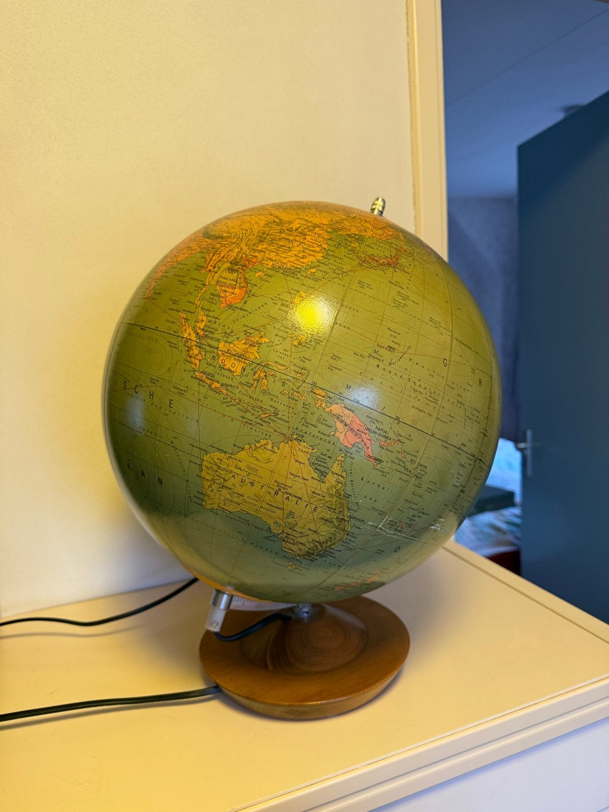 Verlichte Wereldbol - Vintage Stijl, Ophalen, Kunststof, Staatkundige wereldbol, Verlicht