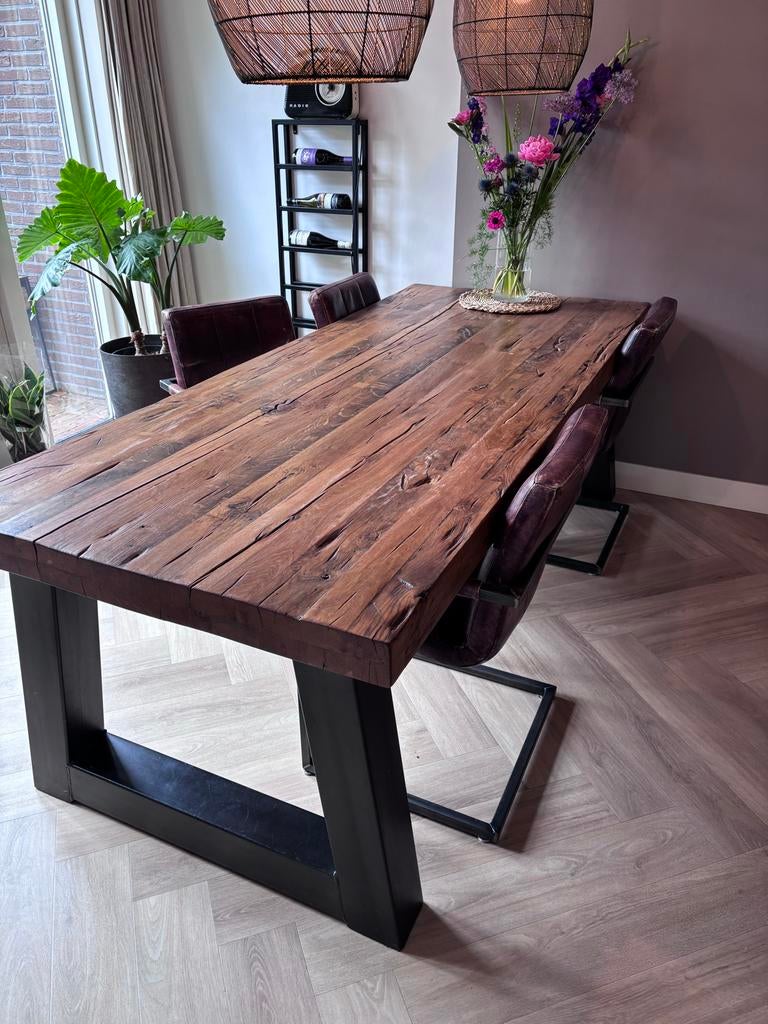 Oud eiken eettafel met leren stoelen, Huis en Inrichting, Tafels | Eettafels, Ophalen, 100 tot 150 cm, Eikenhout, 200 cm of meer