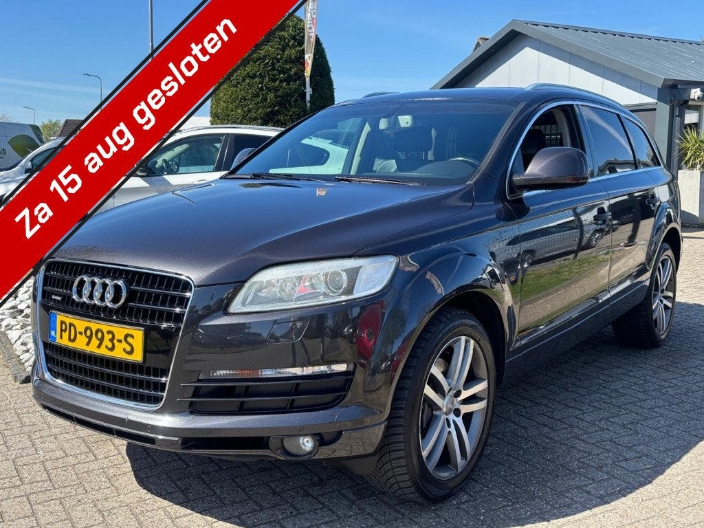 Audi Q7 4.2 V8 Quattro Youngtimer 7-Persoons Trekhaak, Automaat, Gebruikt, 8 cilinders, 2245 kg