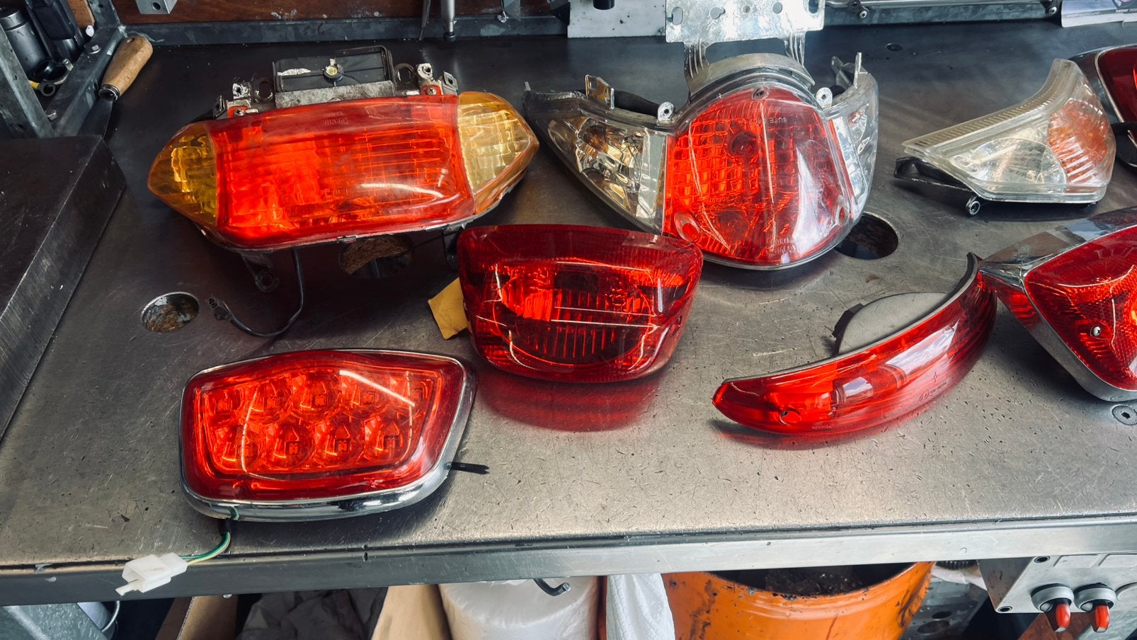 Te koop verschillende scooter lichten / knipperlichten, Ophalen of Verzenden, Nieuw, Peugeot