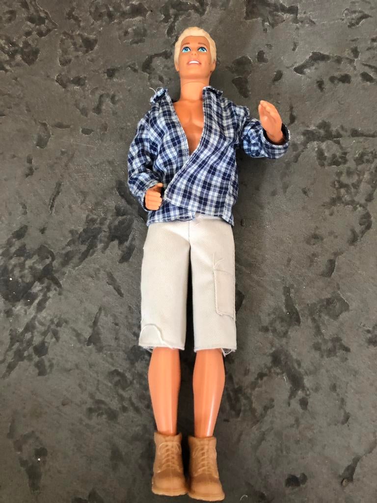 Earring ken 1968 model barbie  man malysie, Verzamelen, Ophalen, Zo goed als nieuw, Fashion Doll