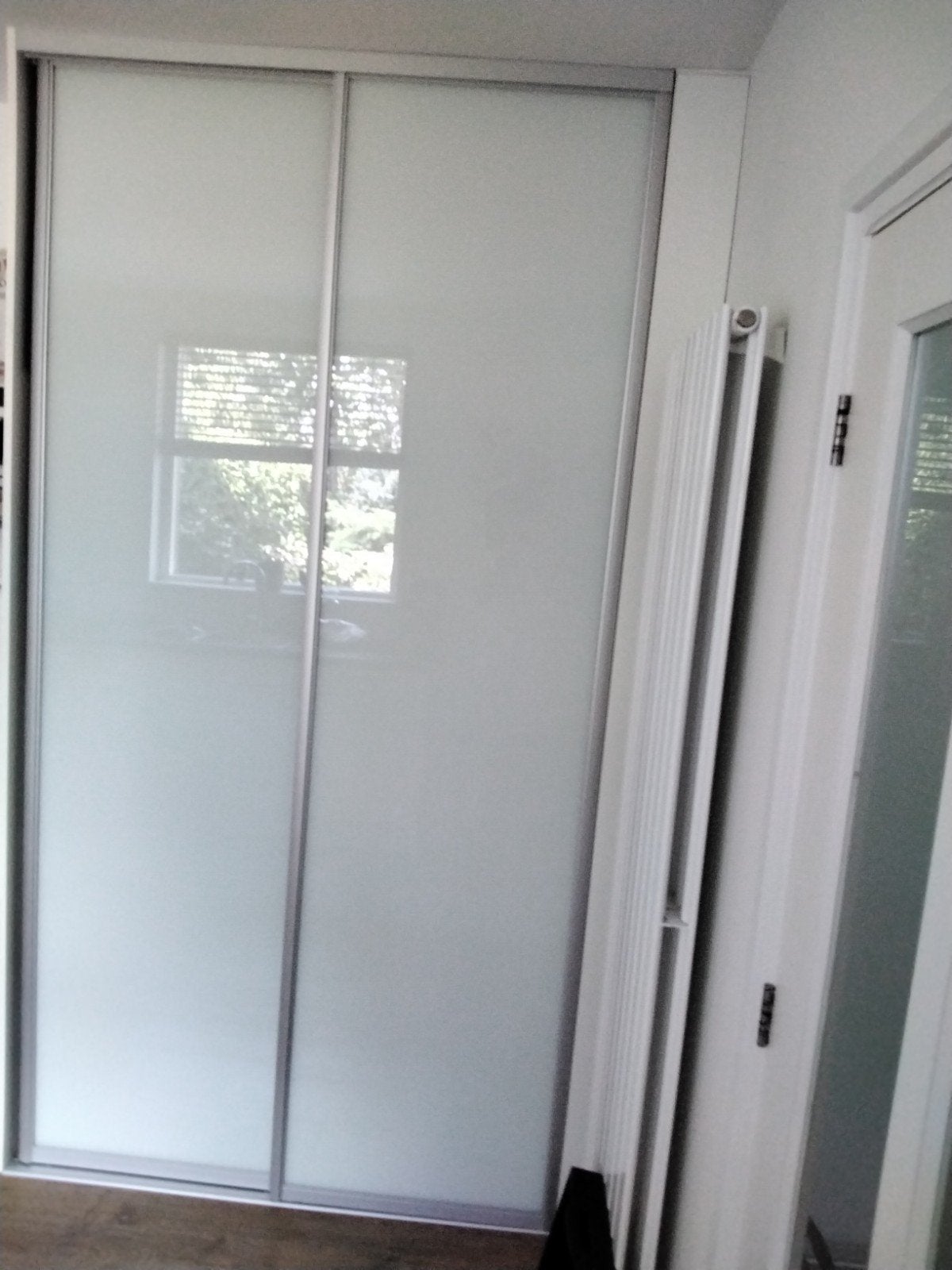 2 Schuifdeuren melkwit glas 250x66,5 cm, Huis en Inrichting, Ophalen, 200 cm of meer, 50 tot 100 cm, Zo goed als nieuw