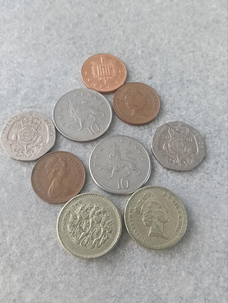 9 Engelse munten. pound,  pence, Ophalen of Verzenden, Overige landen