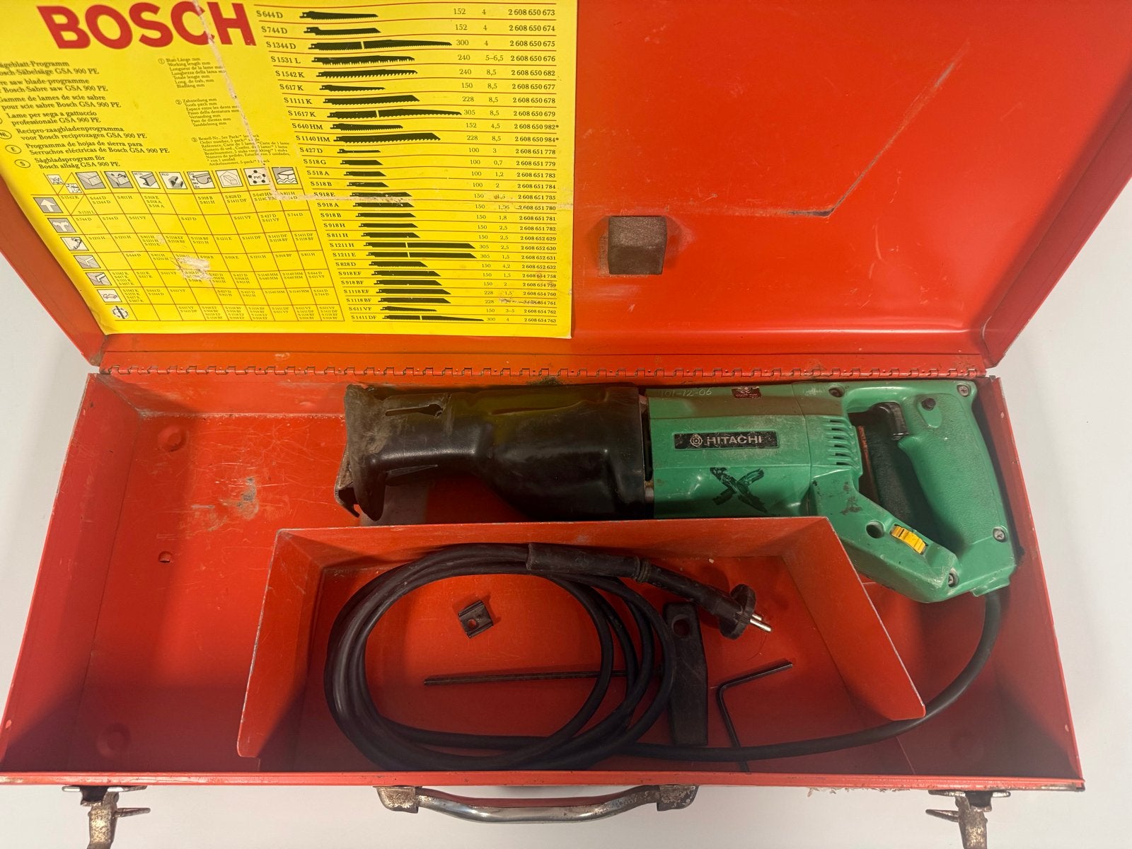 Hitachi Reciprozaag, Doe-het-zelf en Verbouw, Gereedschap | Zaagmachines, Ophalen, Gebruikt, 70 mm of meer, 600 tot 1200 watt