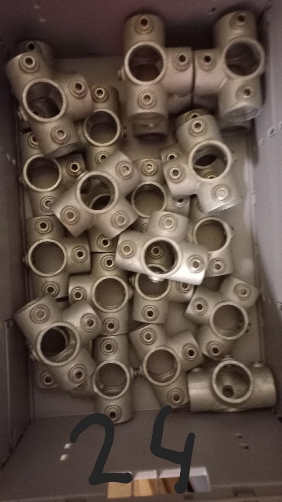 buiskoppelingen steiger, Ophalen, Zo goed als nieuw, 250 mm of meer, Overige typen