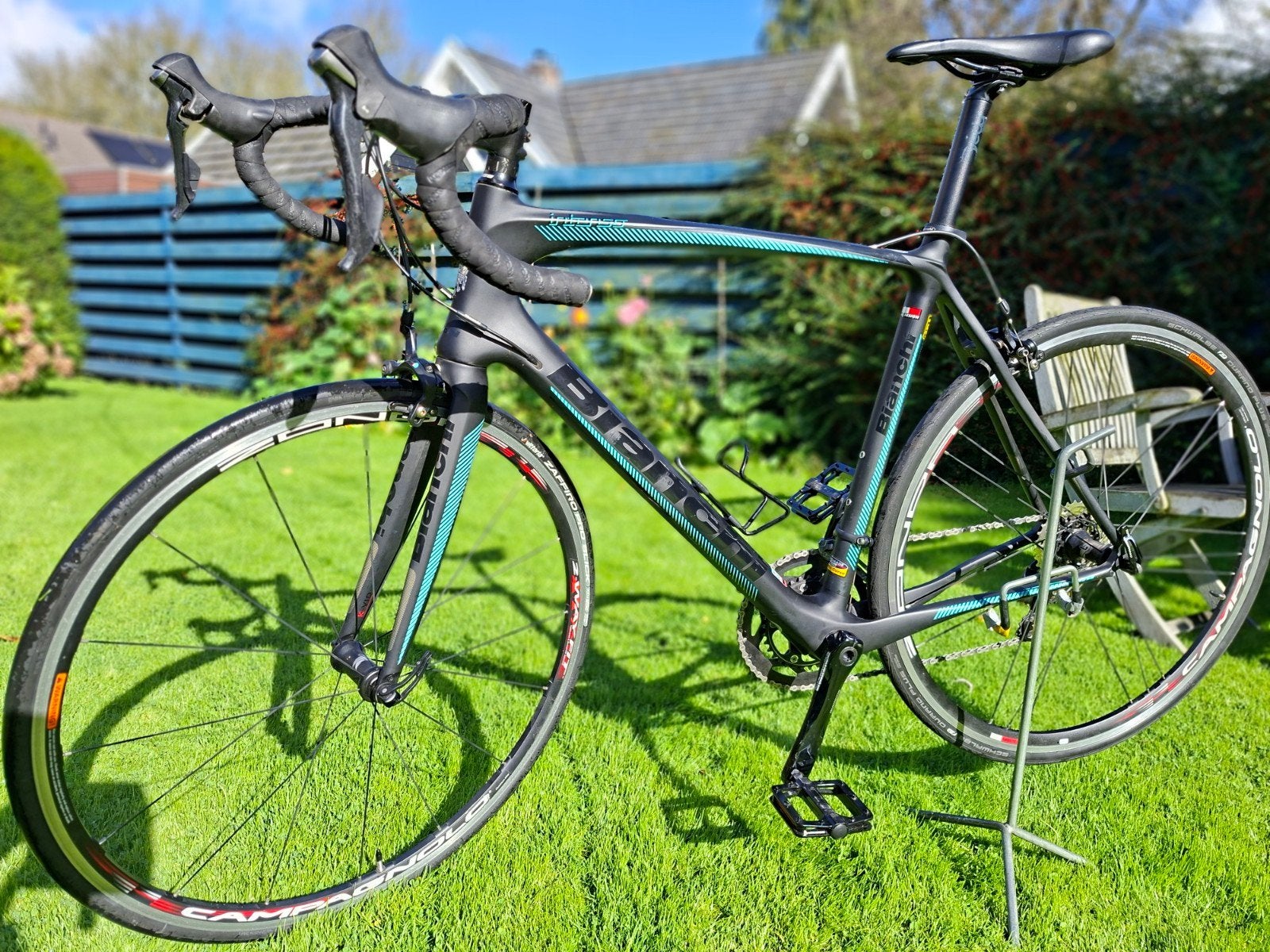 Bianchi Intenso racefiets - Carbon frame, Shimano Ultegra, 28 inch, Carbon, Zo goed als nieuw, 57 tot 61 cm