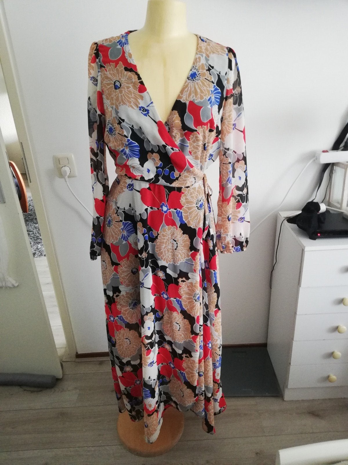 MAJOLICA Mooie maxi jurk is gevoerd mt M, Kleding | Dames, Maat 38/40 (M), Overige kleuren, Verzenden, MAJOLICA