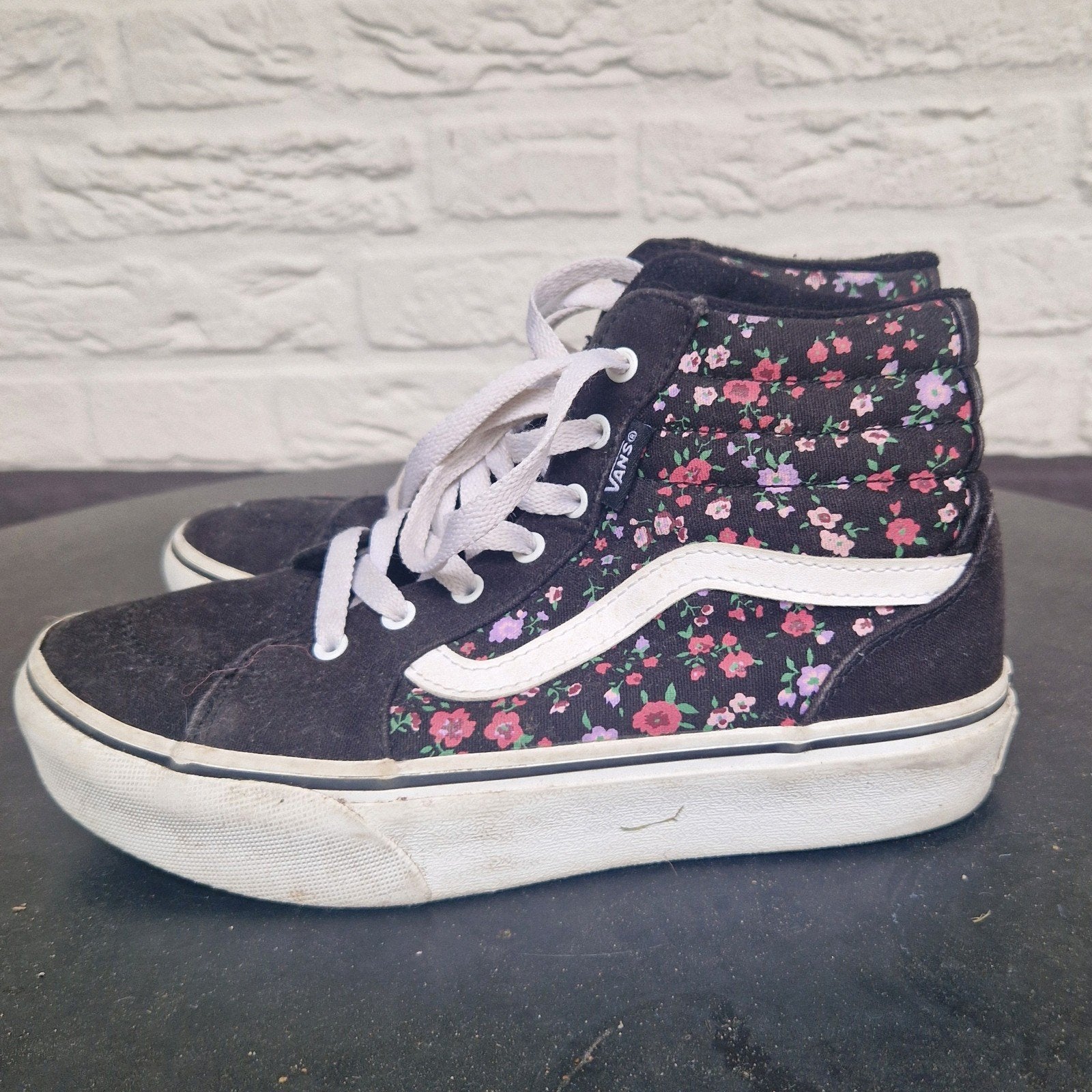 Vans Sk8-Hi bloemenprint sneakers maat 35, Kinderen en Baby's, Kinderkleding | Schoenen en Sokken, Ophalen, Schoenen, Zo goed als nieuw