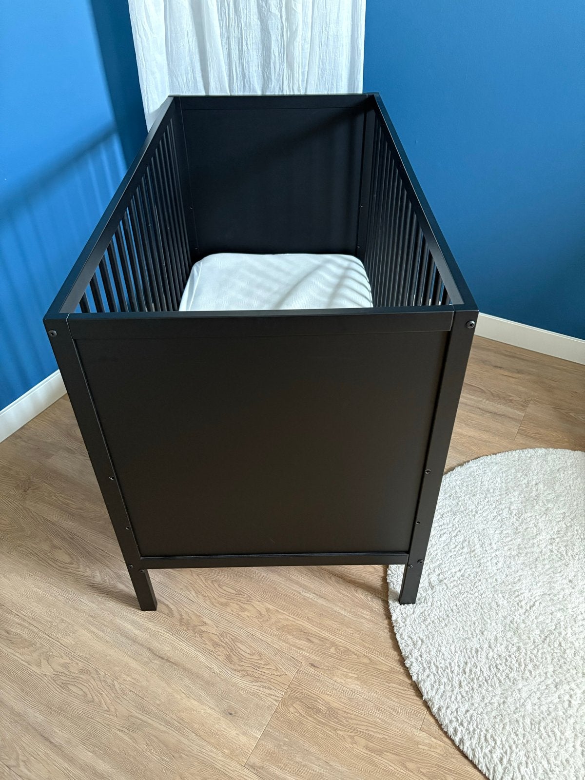 Ledikant 60x120 met IKEA matras (best uit de test), Ophalen, Zwart, 190 cm of minder, Zo goed als nieuw