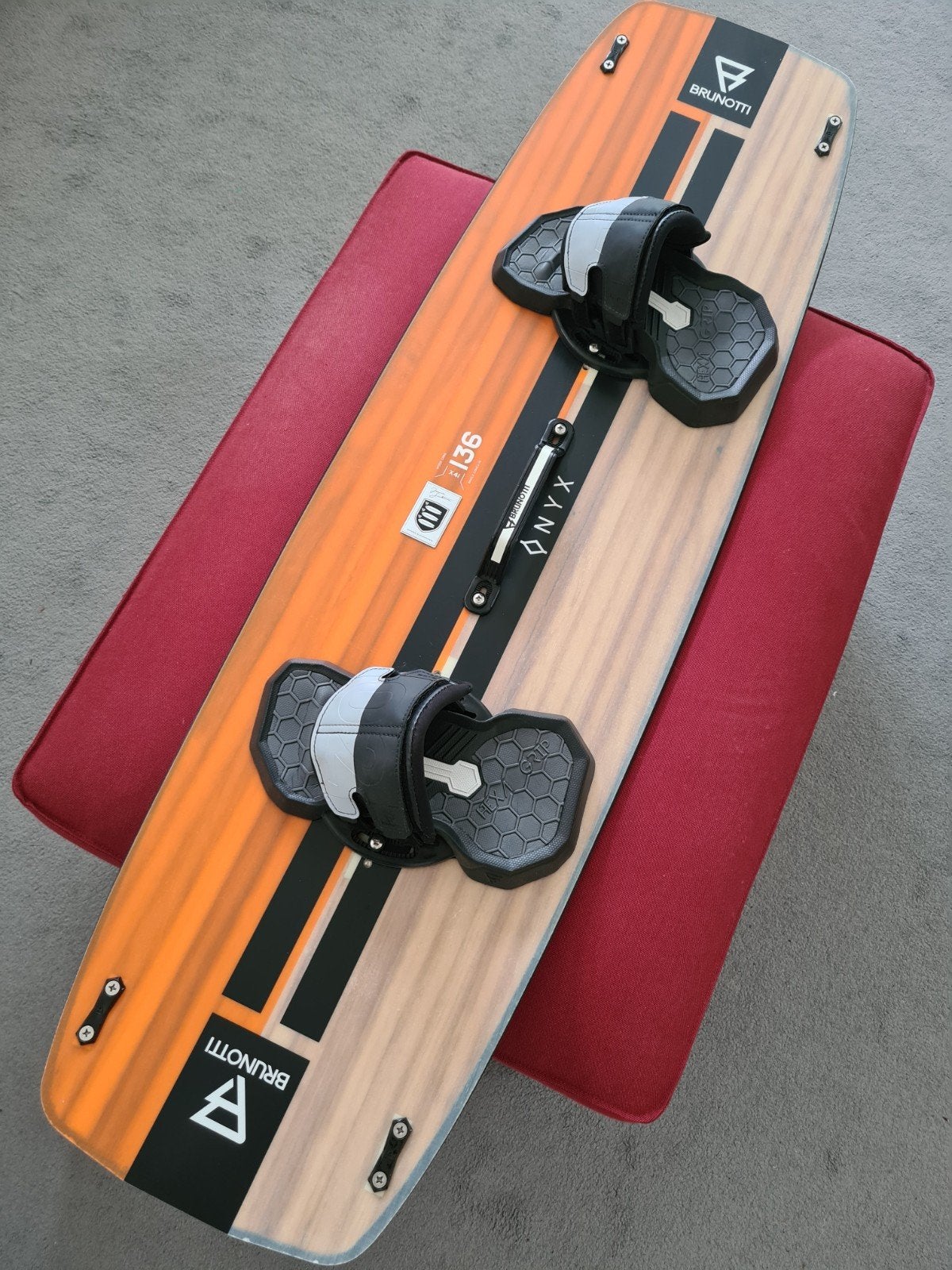 Brunotti kiteboard., Watersport en Boten, Twintip, Kiteboard, Ophalen of Verzenden, Zo goed als nieuw