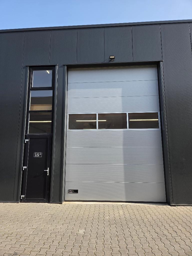 Bedrijfshal met verdiepingsvloer en kantoor te huur, Zakelijke goederen, Bedrijfs Onroerend goed, Bedrijfsruimte, Koop