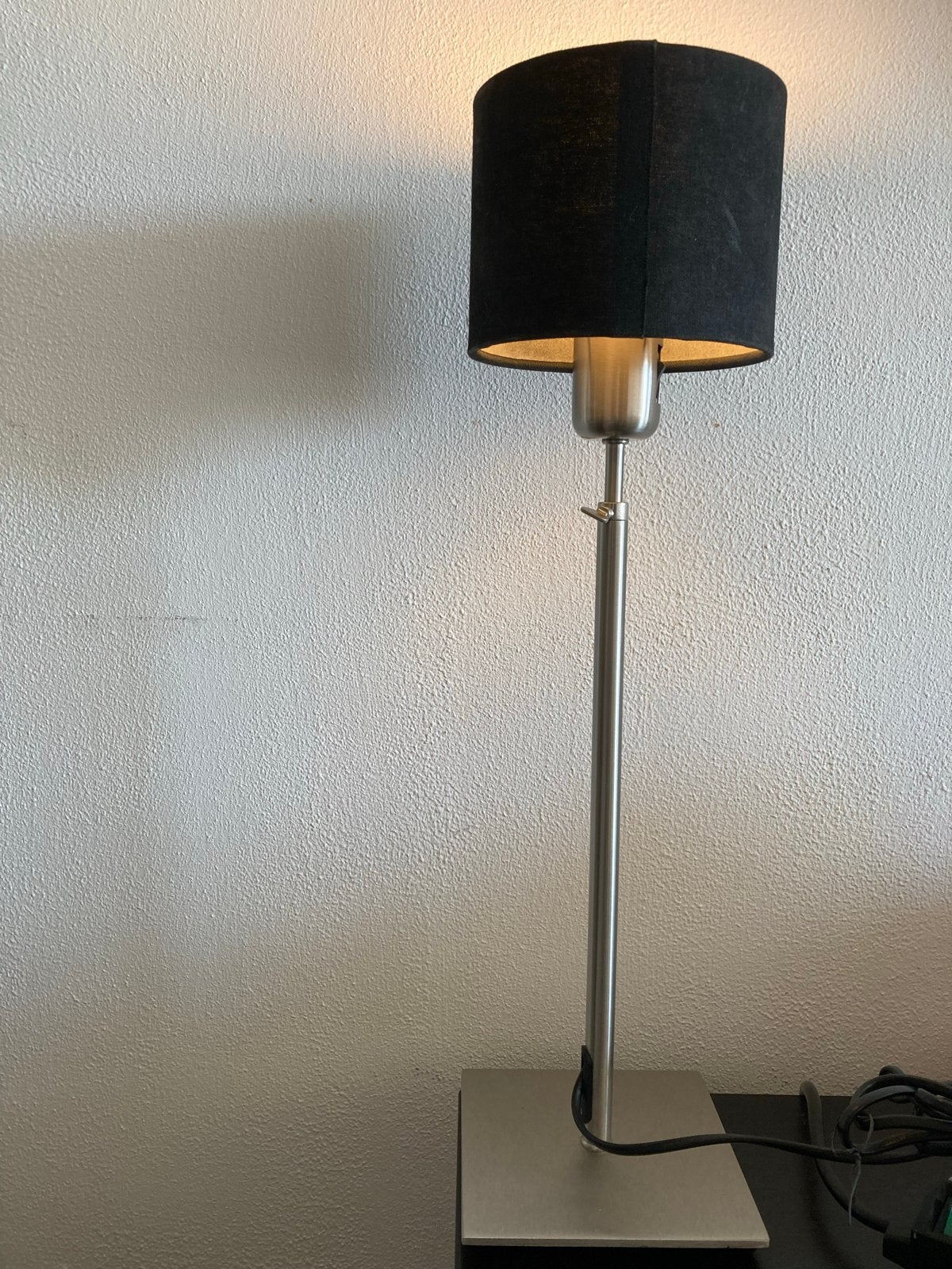 IKEA Alang Tafellamp B0008 - In hoogte verstelbaar, Huis en Inrichting, Lampen | Tafellampen, Zwart, IKEA, Modern, Gebruikt