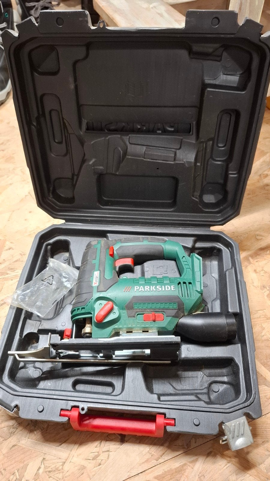 Parkside decoupeerzaag, Doe-het-zelf en Verbouw, Gereedschap | Zaagmachines, Decoupeerzaag, Ophalen of Verzenden, 30 tot 70 mm